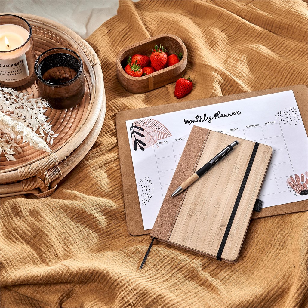 Okiyo Eri Bamboo & Cork Notebook & Pen Set - Image 11
