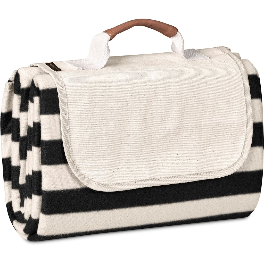 Serendipio Brookhill Picnic Blanket - Image 5
